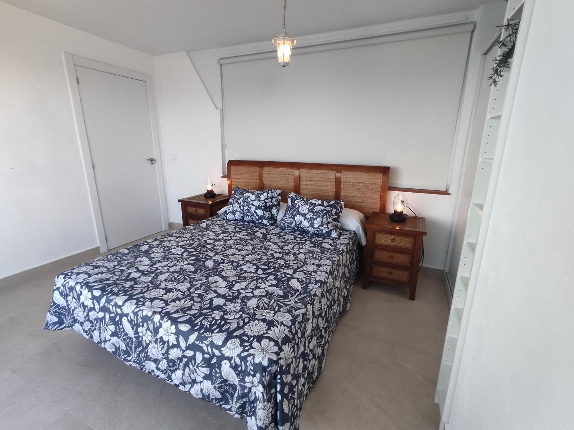 埃斯特波纳Front Sea View Penthouse公寓 外观 照片